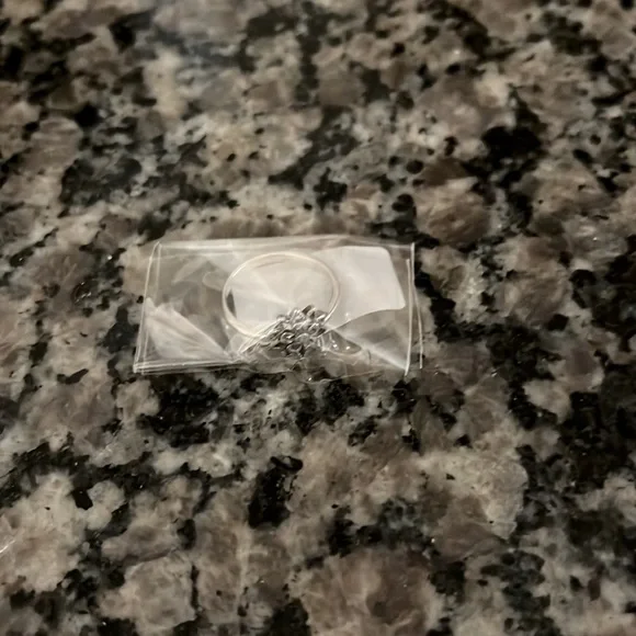 Silver (925) Mandala Ring, size 4, NEW - Picture 2 of 2